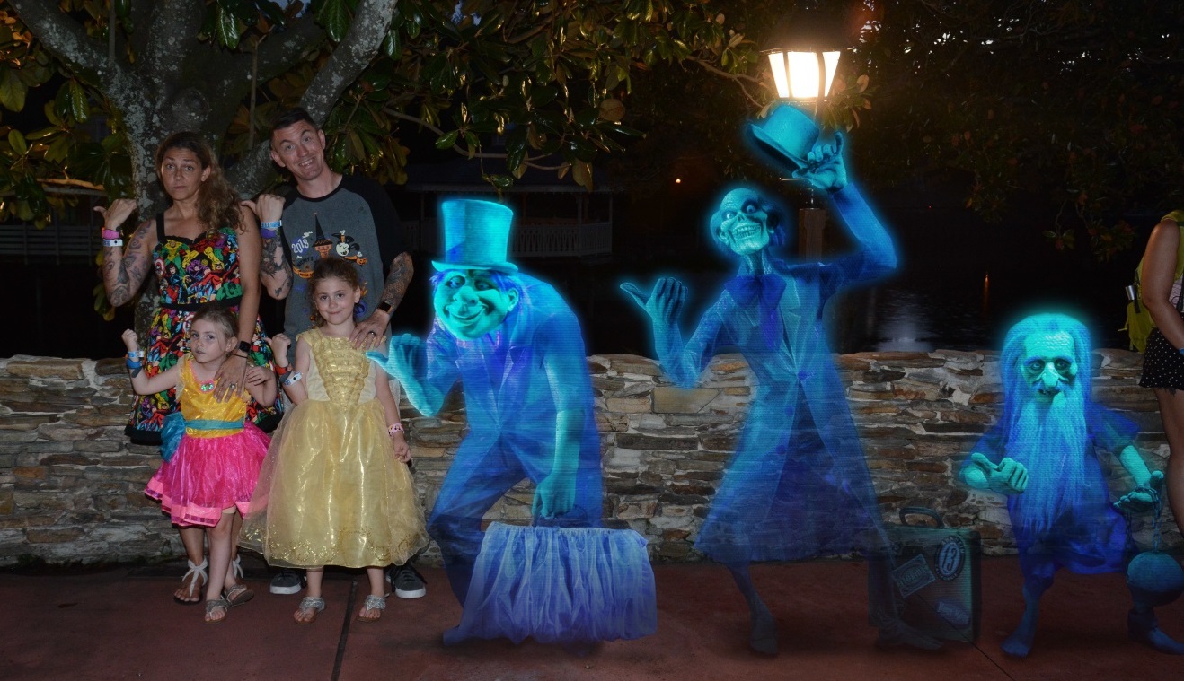 New to Mickey’s Not So Scary Halloween Party for 2018 (Plus Tips & Tricks!) MNSSHP Hitchhiking Ghosts Magic Shot