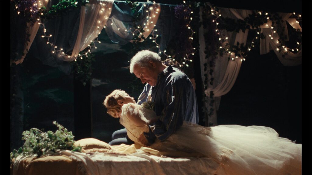 Ghostlight movie review